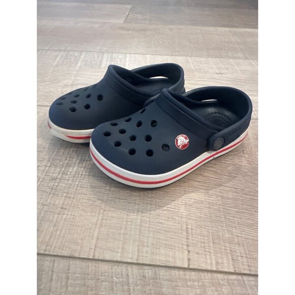 Crocs Kids Navy & Red Classic Clogs With Ventilated Design Child 7 - Picture 3 of 6